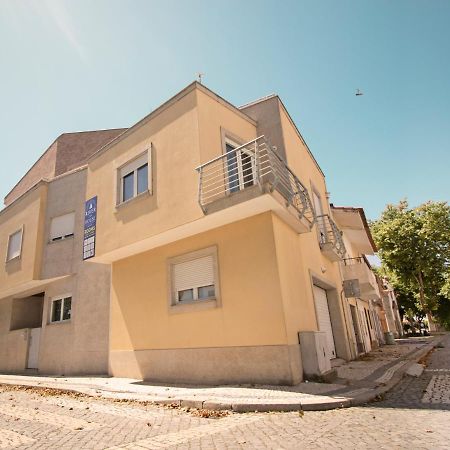 מלון אספוסנדה Riverzenhouse מראה חיצוני תמונה