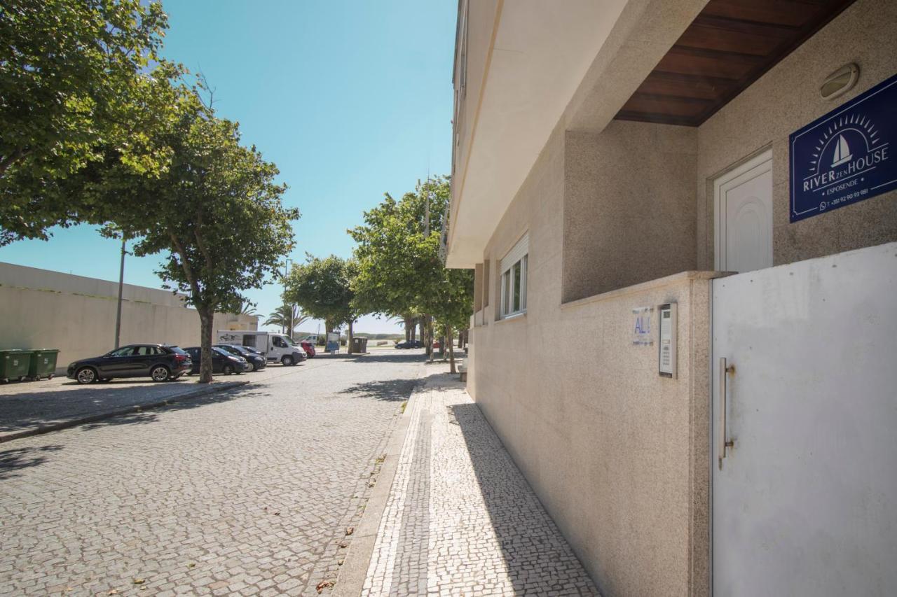 מלון אספוסנדה Riverzenhouse מראה חיצוני תמונה