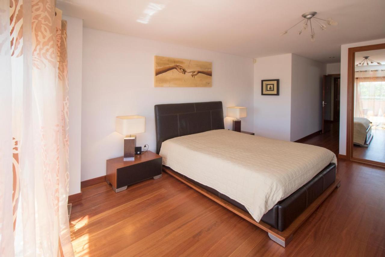 מלון אספוסנדה Riverzenhouse מראה חיצוני תמונה